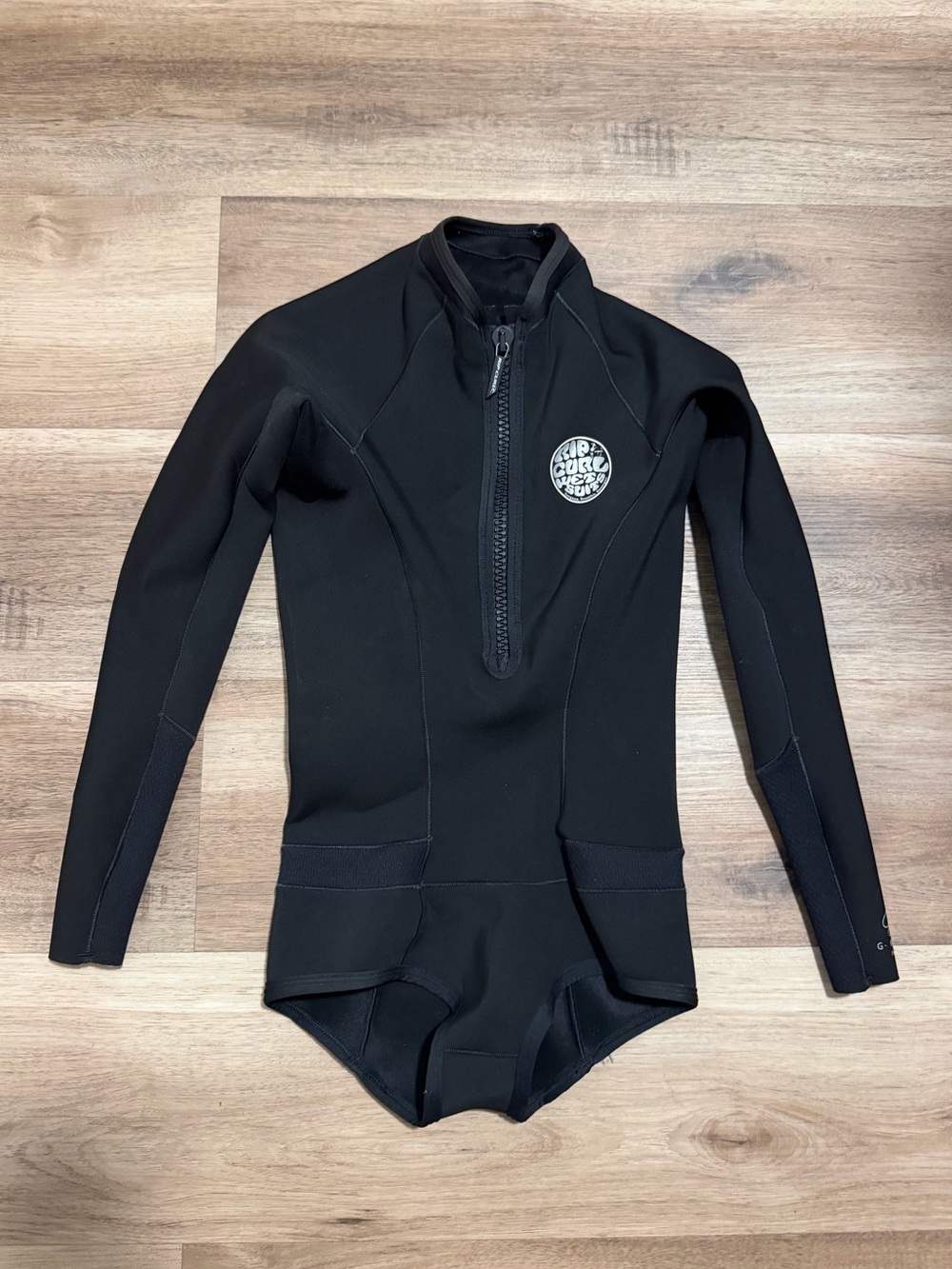 Rip Curl G Bomb Women’s One Piece Spring Suit 1mm Size 6 Long Sleeve Front Zip